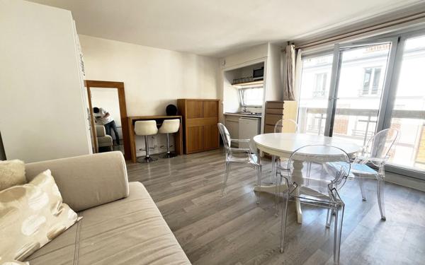 Appartement à vendre    1 pièce • 23 m2 Paris 14