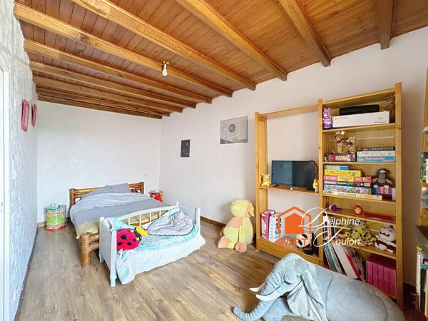 Maison 4 chambres avec T1 indépendant et grange