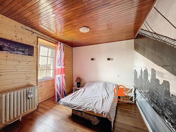 Maison 4 chambres avec T1 indépendant et grange