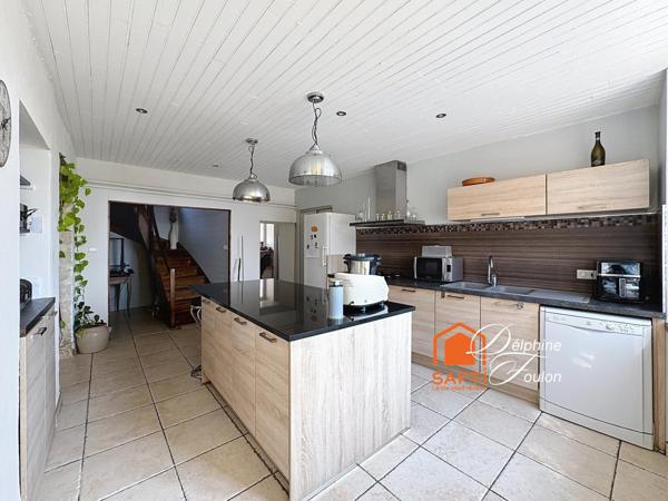 Maison 4 chambres avec T1 indépendant et grange