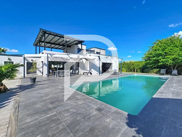 Maison 8 pièces 250 m2