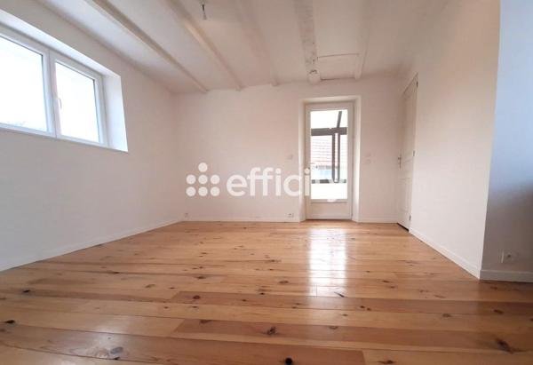 Maison
         8 pièces
        - 69 m² 87 000 € *