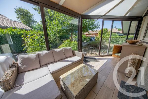 Maison à vendre  6 pièces - 132 m 2   LE TAILLAN MEDOC  - 33