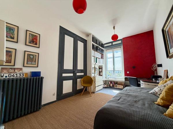 Bel haussmannien 187 m² - 7 pièces - centre ville de BELFORT