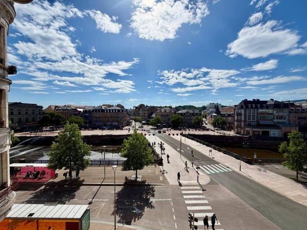 Bel haussmannien 187 m² - 7 pièces - centre ville de BELFORT