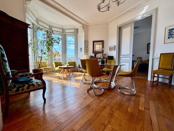 Bel haussmannien 187 m² - 7 pièces - centre ville de BELFORT