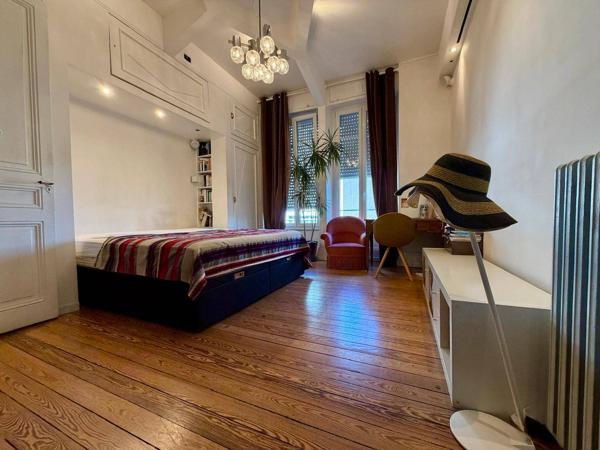 Bel haussmannien 187 m² - 7 pièces - centre ville de BELFORT