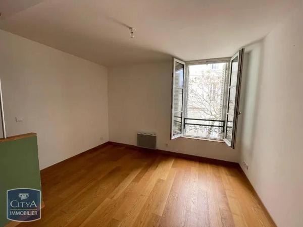 Appartement à louer 4 pièces 78.5m² Saumur (49400)