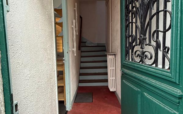 Maison à louer    2 pièces • 60 m2 Saint-Maurice