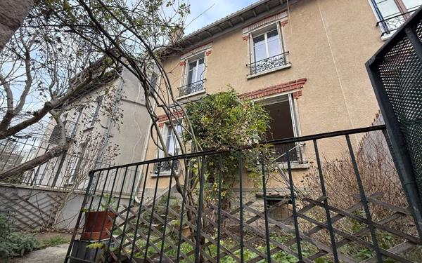 Maison à louer    2 pièces • 60 m2 Saint-Maurice