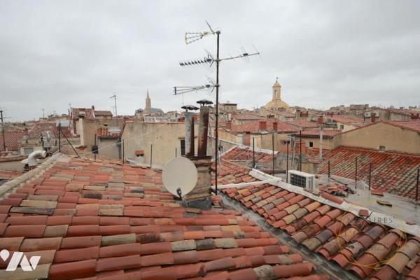 Hôtel à Vendre avec 15 chambres, 2 appartements et un local commercial