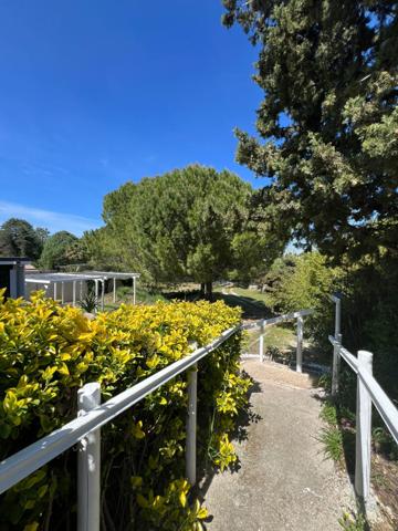 Maison Fabrègues 195 m² avec T2 indépendant de 62 m² - Grand terrain