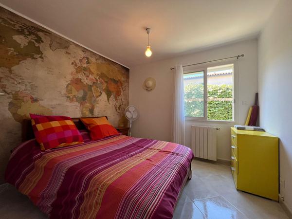 Maison Fabrègues 195 m² avec T2 indépendant de 62 m² - Grand terrain
