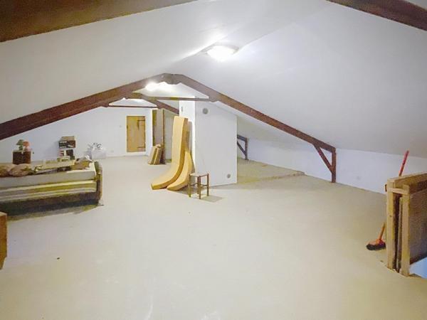 Exclusivité : maison sur 4000 m² en campagne