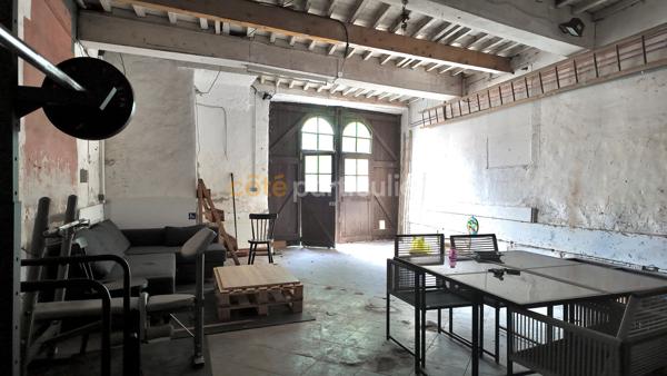 Vente
                Maison183 m² - 6 Pièces -
                    CEBAZAT (63118)