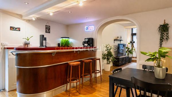 Vente
                Maison183 m² - 6 Pièces -
                    CEBAZAT (63118)