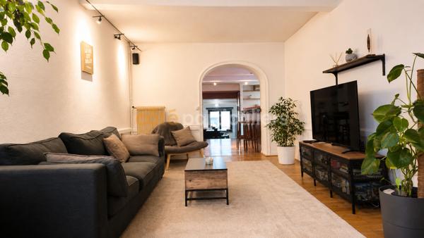 Vente
                Maison183 m² - 6 Pièces -
                    CEBAZAT (63118)