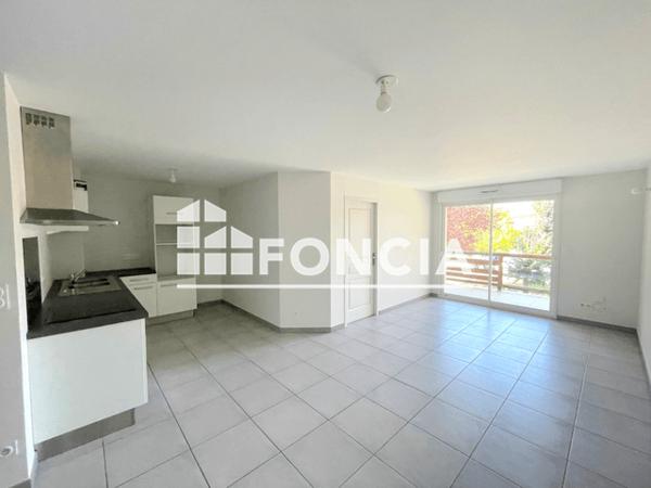 Location Appartement 2 pièces 45.89 m² - Bât. J LE CLOS DES CORNELLES Saint Jean De Moirans 38430