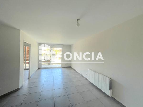 Location Appartement 2 pièces 45.89 m² - Bât. J LE CLOS DES CORNELLES Saint Jean De Moirans 38430