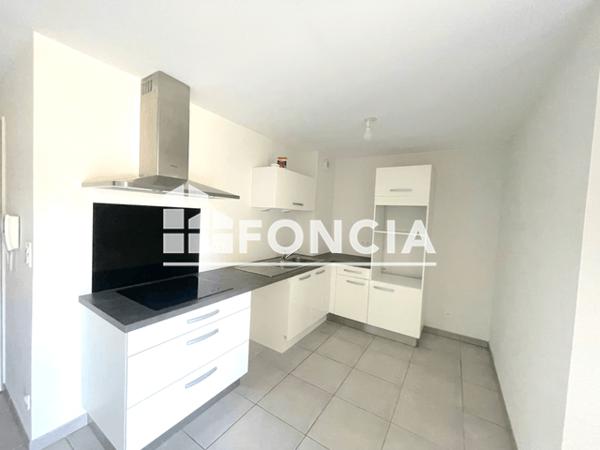 Location Appartement 2 pièces 45.89 m² - Bât. J LE CLOS DES CORNELLES Saint Jean De Moirans 38430