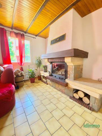 Magnifique maison de 171 m2 avec 822 m2 de terrain , idéal pour investisseur ou famille à Annonay... Annonay (07100)