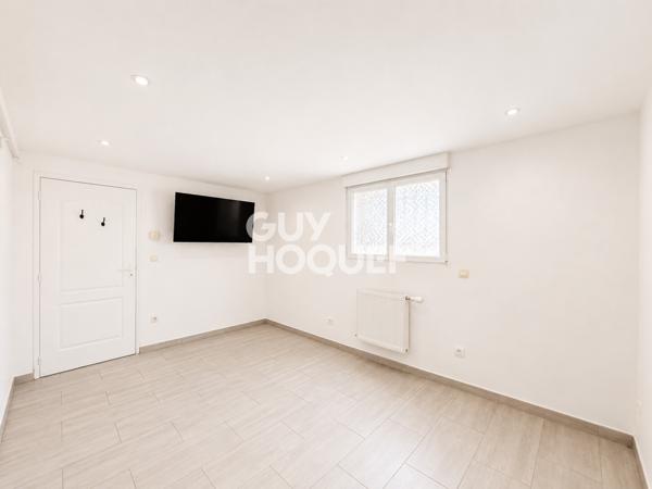MAISON À VENDRE DE 7 PIÈCES DE 151,00 M²