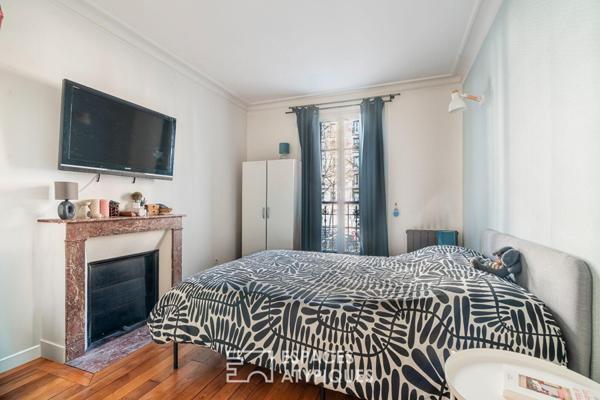 Appartement trois pièces pop au Père lachaise