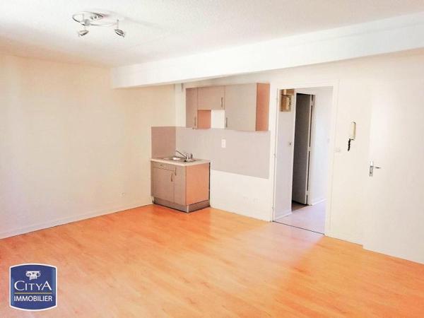 Location appartement Thiers (63300) 2 pièces 44.66m²