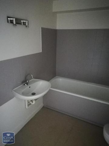 Location appartement Thiers (63300) 2 pièces 44.66m²