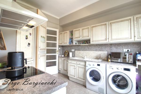 Spacieux T4 de 134 m² avec jardin et parking – Centre de Douai