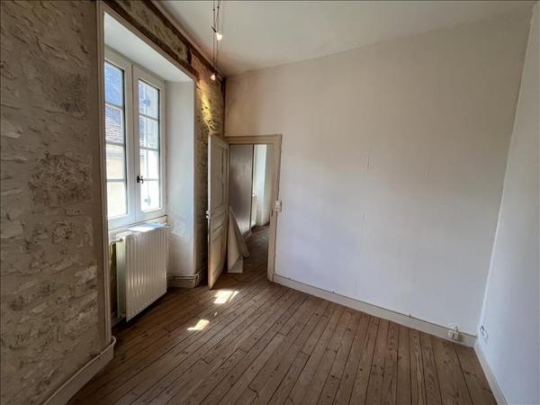 Immeuble à vendre |  Tourtoirac |  195 m²