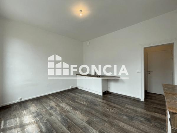 Location Studio 22.68 m² - 10 RUE DU MARECHAL FOCH Livarot 14140