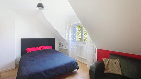 THEIX NOYALO Maison 9 pièces 172 m²