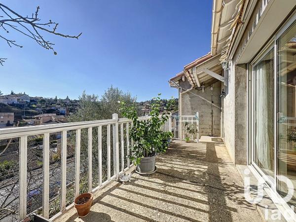 Maison traditionnelle 5 pièces de 107 m² à Millau (12100)