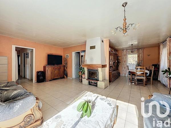 Maison traditionnelle 5 pièces de 107 m² à Millau (12100)