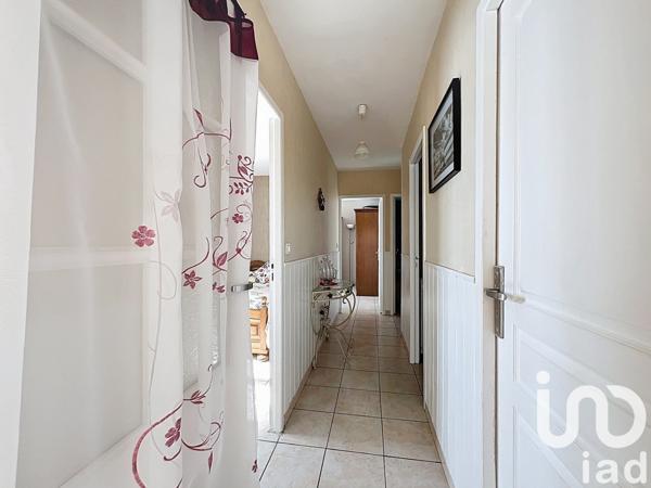 Maison traditionnelle 5 pièces de 107 m² à Millau (12100)