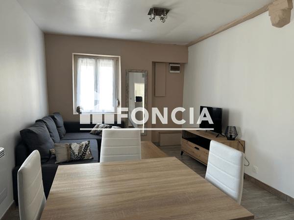 Location Appartement meublé 2 pièces 33.3 m² - 17 RUE VIEILLE BOUCHERIE Gien 45500