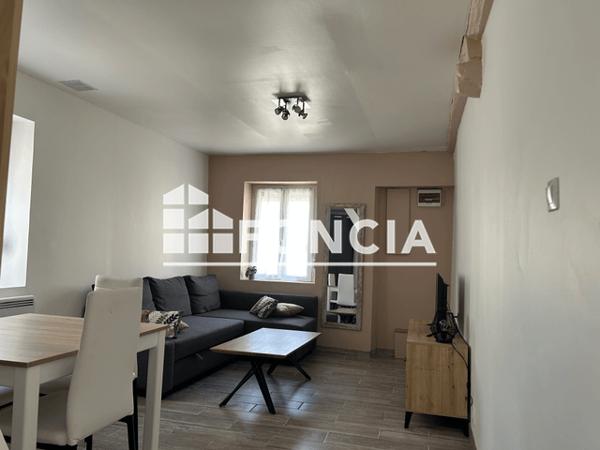 Location Appartement meublé 2 pièces 33.3 m² - 17 RUE VIEILLE BOUCHERIE Gien 45500