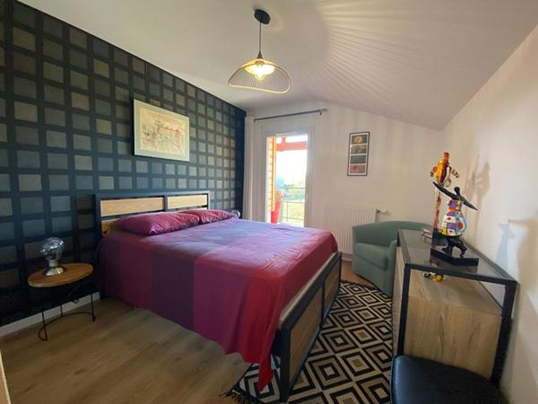 Exclusivité Appartement T5 dernier étage terrasses garage et stationnement ( 74200)