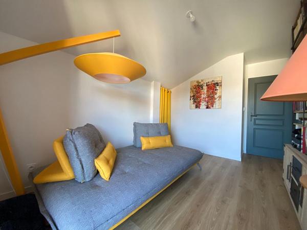 Exclusivité Appartement T5 dernier étage terrasses garage et stationnement ( 74200)