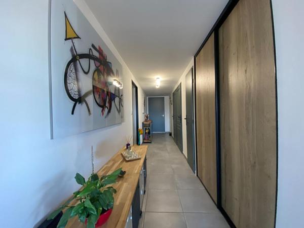 Exclusivité Appartement T5 dernier étage terrasses garage et stationnement ( 74200)