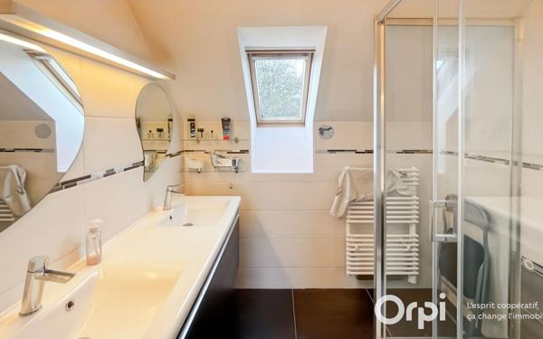 Maison à vendre    6 pièces • 140,90 m2 Magny-en-Vexin