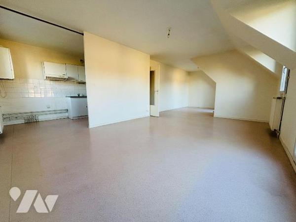 NOUVEAUTE Etude Trente Cinq Notaires ! 

A 5 min de Rennes, sur la commune de NOYAL-CHATILLON...