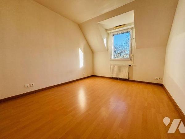 NOUVEAUTE Etude Trente Cinq Notaires ! 

A 5 min de Rennes, sur la commune de NOYAL-CHATILLON...