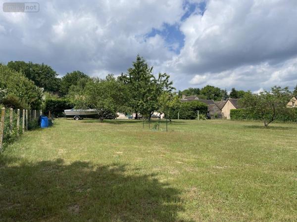 Terrain à Batir à vendre à Champagné dans la Sarthe (72470), ref : 72033-338