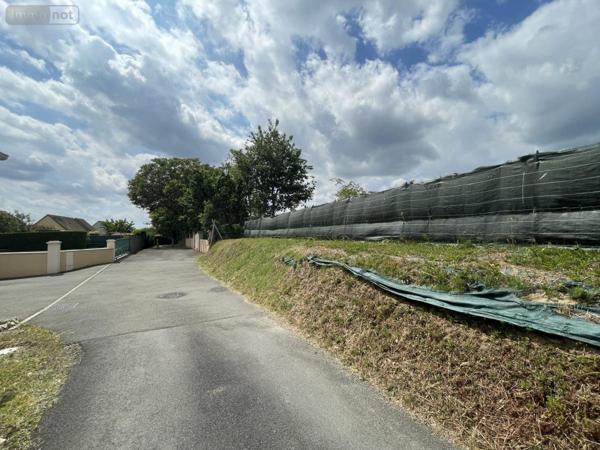 Terrain à Batir à vendre à Champagné dans la Sarthe (72470), ref : 72033-338