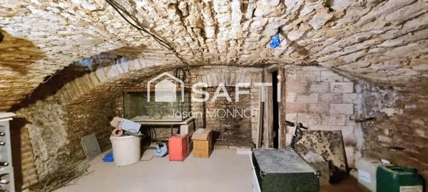 Charmante Maison Bourguignonne Habitable Immédiatement avec Garage