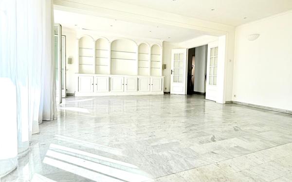 Appartement à vendre    4 pièces • 115,75 m2 Nice