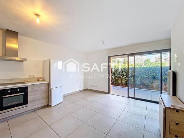 Appartement T1 dans résidence récente avec terrasse et jardinet