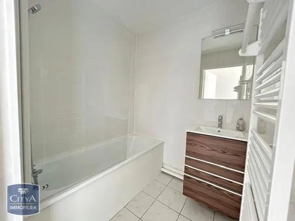 Appartement à louer 2 pièces 50.05m² Forbach (57600)